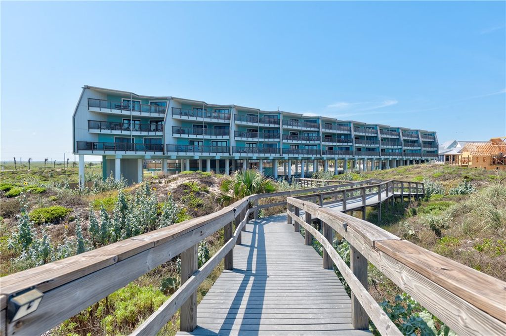 5973 State Highway 361 305, Port Aransas, TX 78373 — exterior