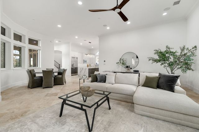 2032 Courtland Drive, Frisco, TX 75034