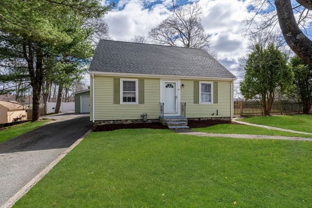 41 Clinton St, Marlborough, MA 01752