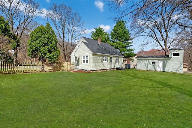 41 Clinton St, Marlborough, MA 01752