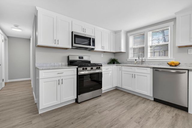 41 Clinton St, Marlborough, MA 01752