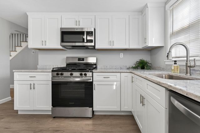 41 Clinton St, Marlborough, MA 01752