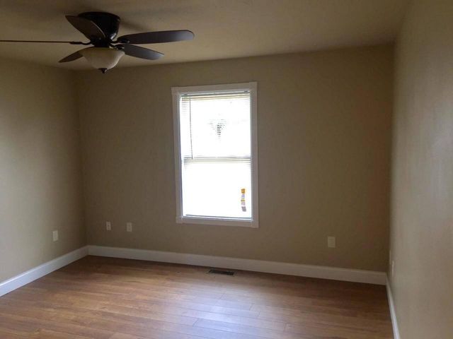 64 Canterbury Drive, Science Hill, KY 42553