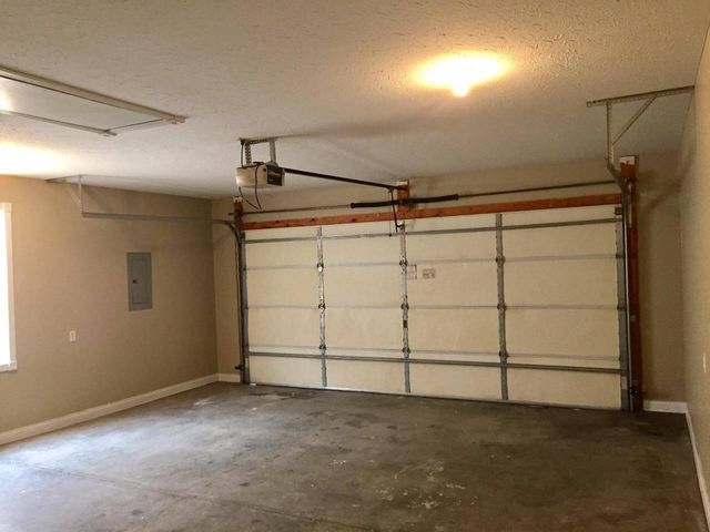 64 Canterbury Drive, Science Hill, KY 42553