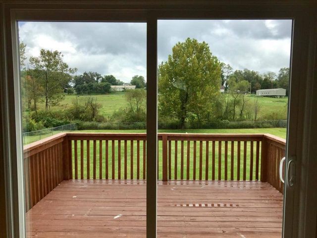 64 Canterbury Drive, Science Hill, KY 42553