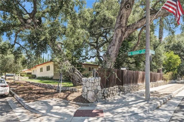 4408 Union Avenue, La Canada Flintridge, CA 91011