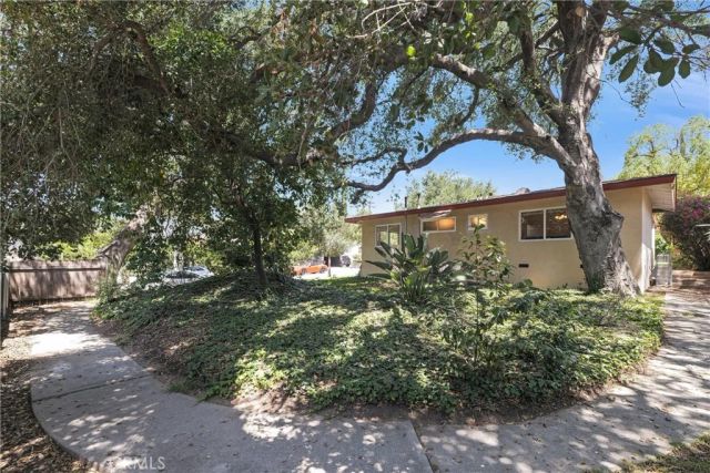 4408 Union Avenue, La Canada Flintridge, CA 91011