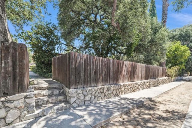 4408 Union Avenue, La Canada Flintridge, CA 91011