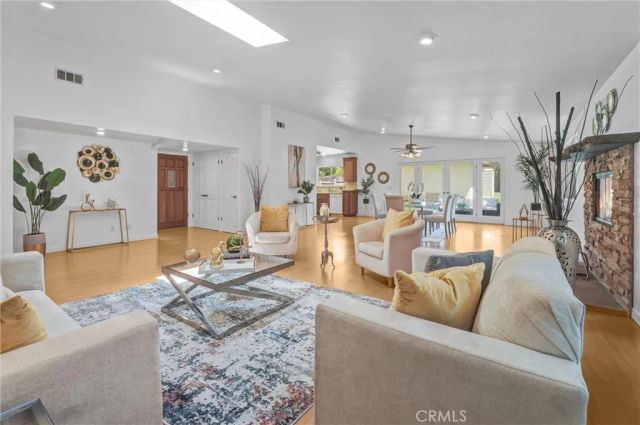 4408 Union Avenue, La Canada Flintridge, CA 91011