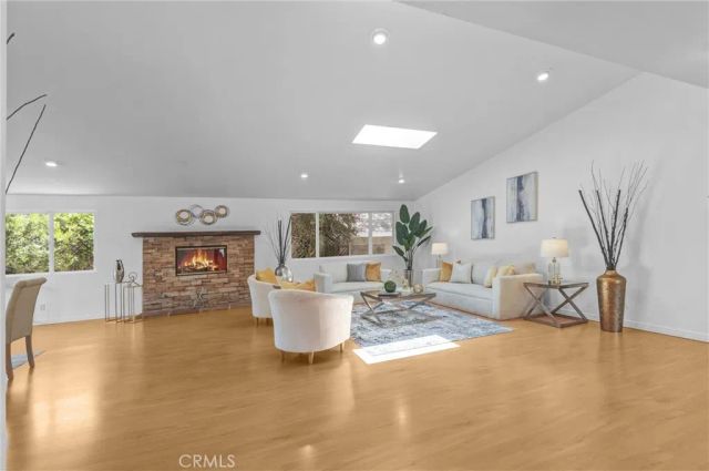 4408 Union Avenue, La Canada Flintridge, CA 91011