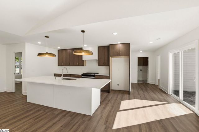 410 Benjamin Reid Court, Duncan, SC 29334