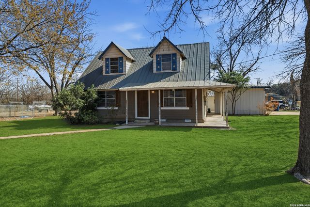 16040 Keller, Lacoste, TX 78039