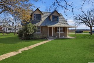 16040 Keller, Lacoste, TX 78039