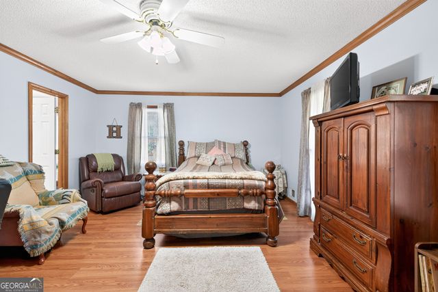 196 Regal Way W, Mcdonough, GA 30253