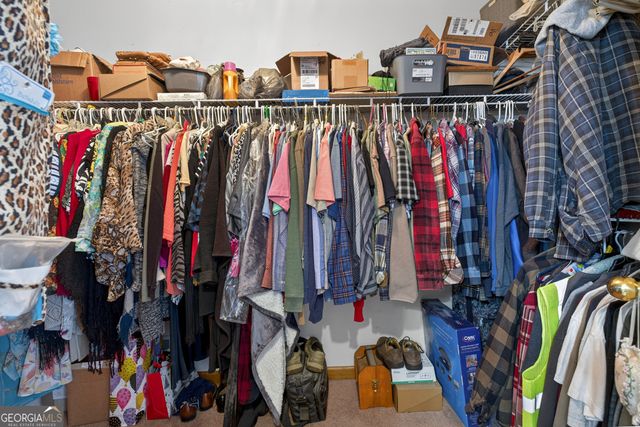 196 Regal Way W, Mcdonough, GA 30253