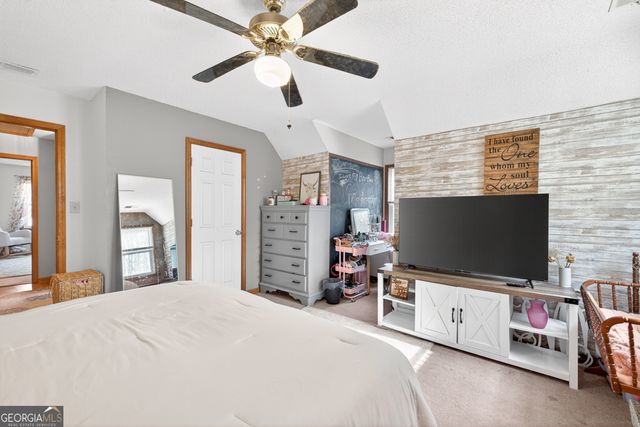 196 Regal Way W, Mcdonough, GA 30253