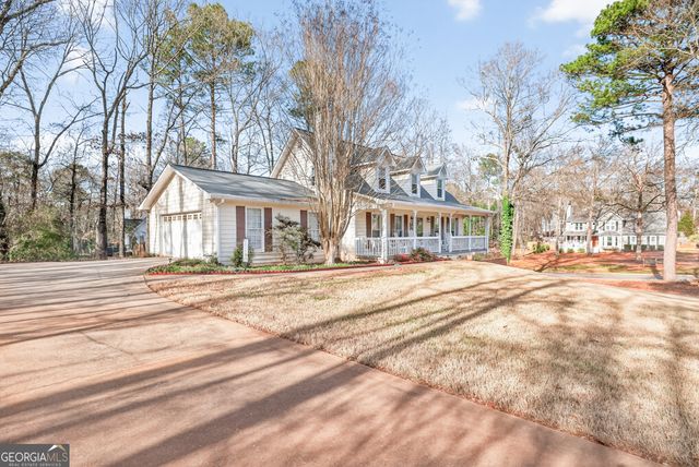 196 Regal Way W, Mcdonough, GA 30253