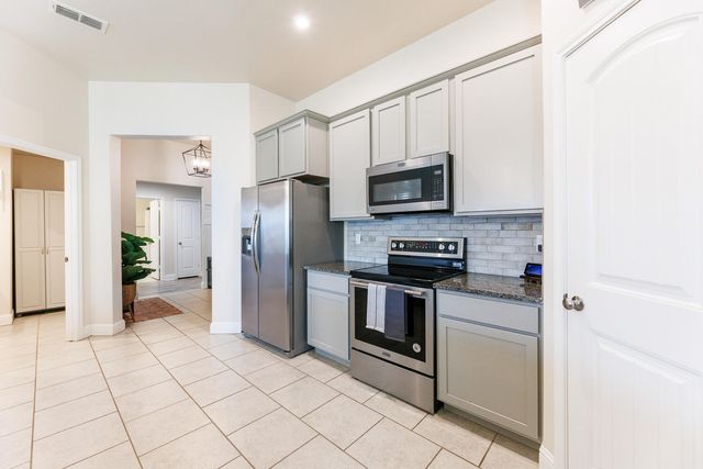 2116 141st Street, Lubbock, TX 79423