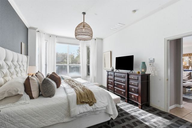 2537 Clearlake Drive, Grand Prairie, TX 75054