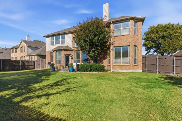 2537 Clearlake Drive, Grand Prairie, TX 75054