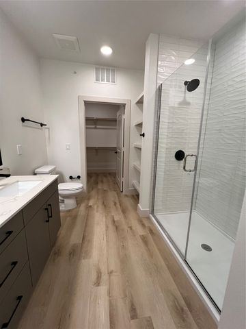 501 E College Street 1117, Lewisville, TX 75057