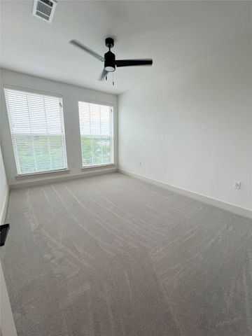 501 E College Street 1117, Lewisville, TX 75057