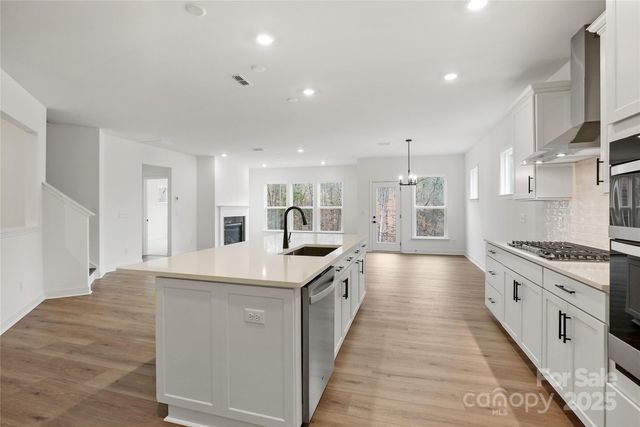 2024 Waxhaw Crossing Drive 255, Waxhaw, NC 28173