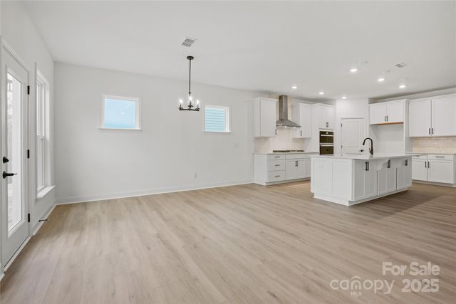 2024 Waxhaw Crossing Drive 255, Waxhaw, NC 28173