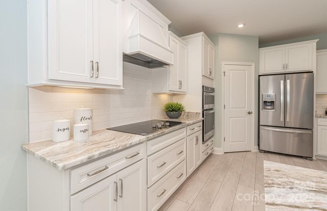 2024 Waxhaw Crossing Drive 255, Waxhaw, NC 28173