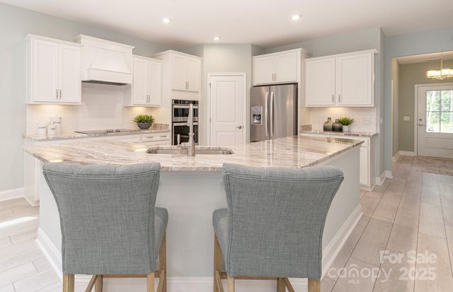 2024 Waxhaw Crossing Drive 255, Waxhaw, NC 28173