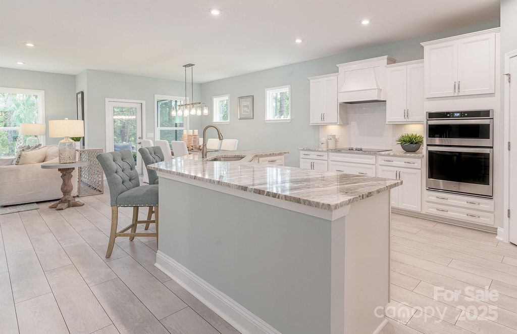 2024 Waxhaw Crossing Drive 255, Waxhaw, NC 28173