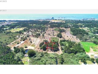 0 20 St Sw, Bandon, OR 97411