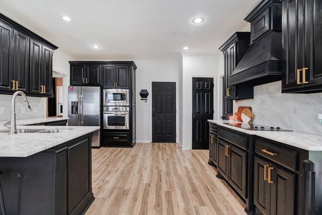 555 MICHELE LANE, Reno, TX 75462
