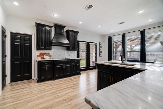 555 MICHELE LANE, Reno, TX 75462