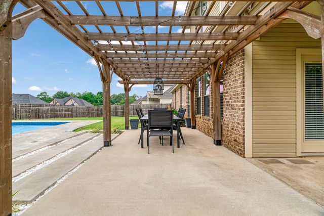555 MICHELE LANE, Reno, TX 75462