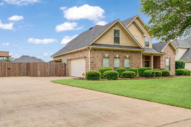 555 MICHELE LANE, Reno, TX 75462