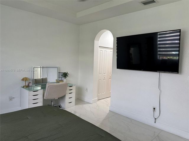 4119 NE 21 CT, Homestead, FL 33033