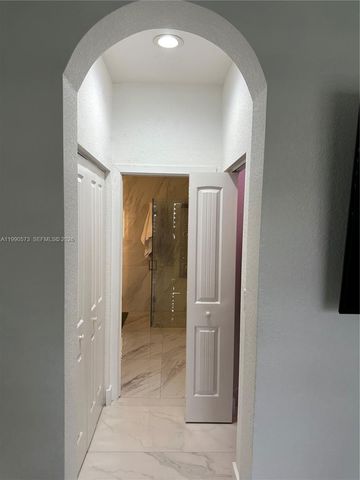 4119 NE 21 CT, Homestead, FL 33033