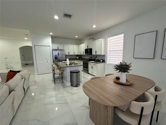 4119 NE 21 CT, Homestead, FL 33033