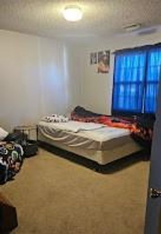 1007 Foxridge Drive, Warrensburg, MO 64093