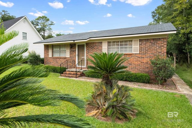 410 W Fig Avenue, Foley, AL 36535