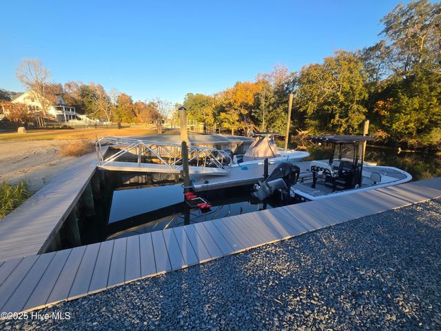 113 Mallard Drive, Hampstead, NC 28443