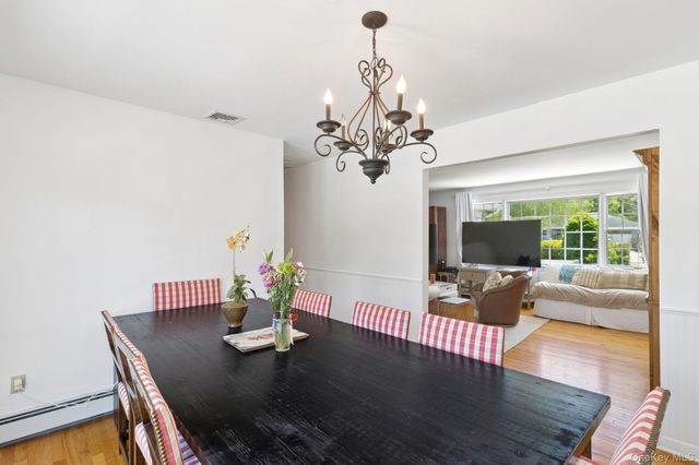 59 Wiltshire Street, Southampton, NY 11968