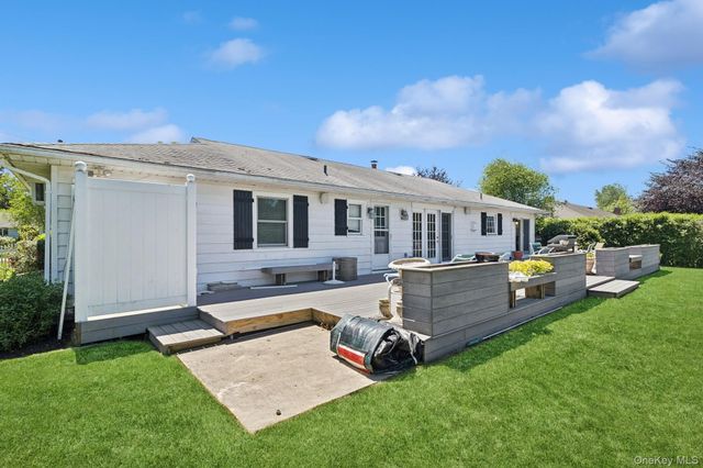 59 Wiltshire Street, Southampton, NY 11968