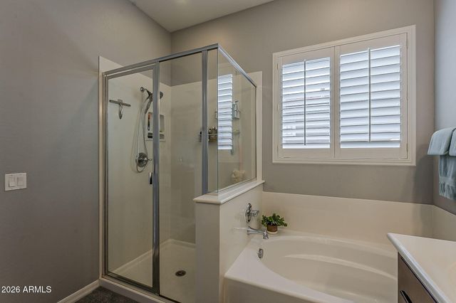 4135 E GRAND CANYON Drive, Chandler, AZ 85249
