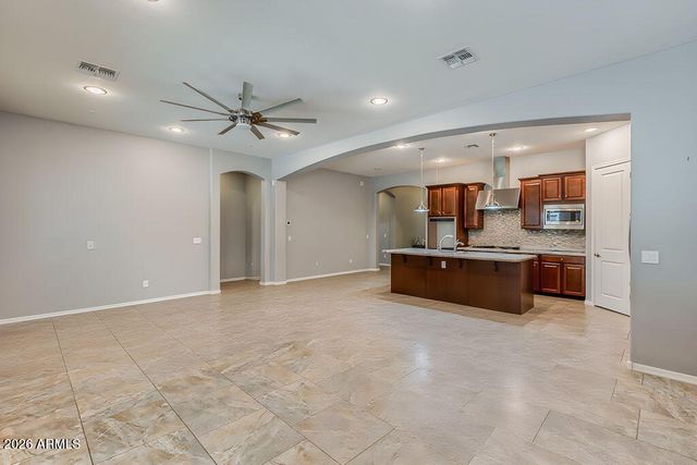 4135 E GRAND CANYON Drive, Chandler, AZ 85249