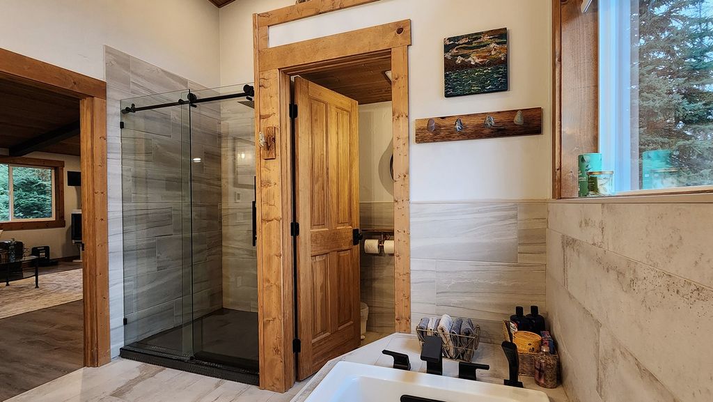 17562 W Swan Shores Road, Bigfork, MT 59911 photo 54