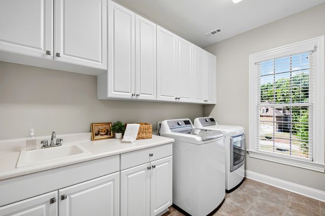 2800 Green Yard Court, Fuquay-varina, NC 27526