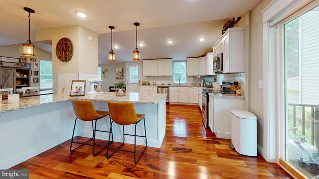 206 CHESTNUT ST, Mount Holly, NJ 08060