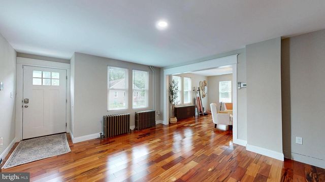 206 CHESTNUT ST, Mount Holly, NJ 08060